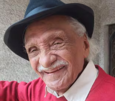 La poesía “entra con dulce”, no con fuerza, dice Leoncio Bueno